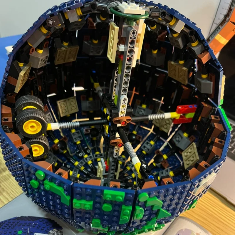 2585 pieces of creative globes, modular DIY building blocks, compatible with suitable for children's educational gifts